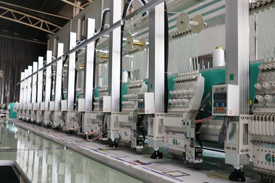 อลูมิเนียมกรอบเลเซอร์ Cutter เครื่องแปรง 20 หัว พื้นที่การปรับปรุง